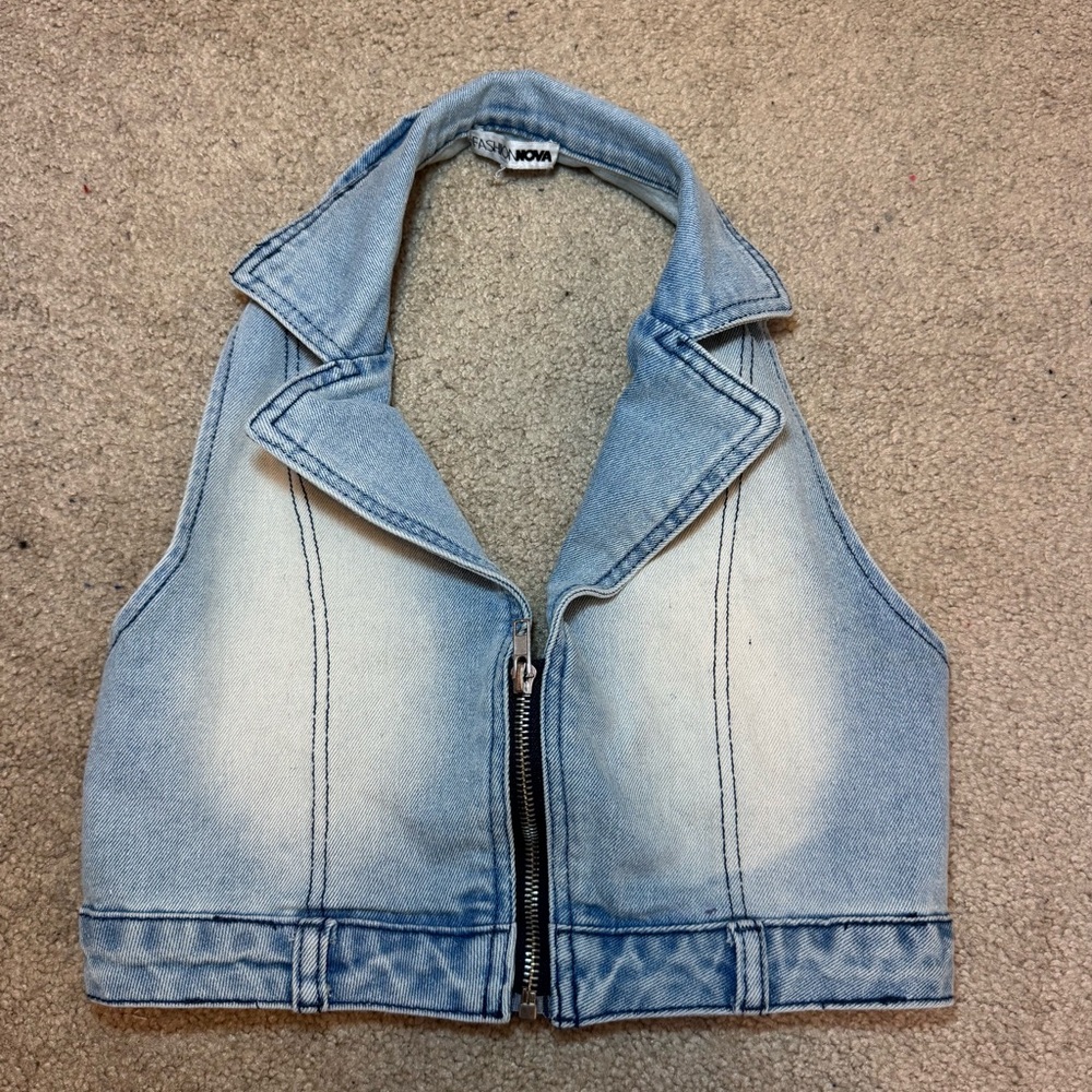 Fashion Nova Denim Halter Neck Crop Top | Size XS